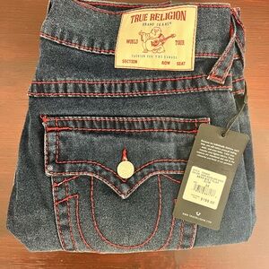 True Religion Geno Relaxed Slim Jeans Big T Flap Red Stitch Mens 34x32" NWT